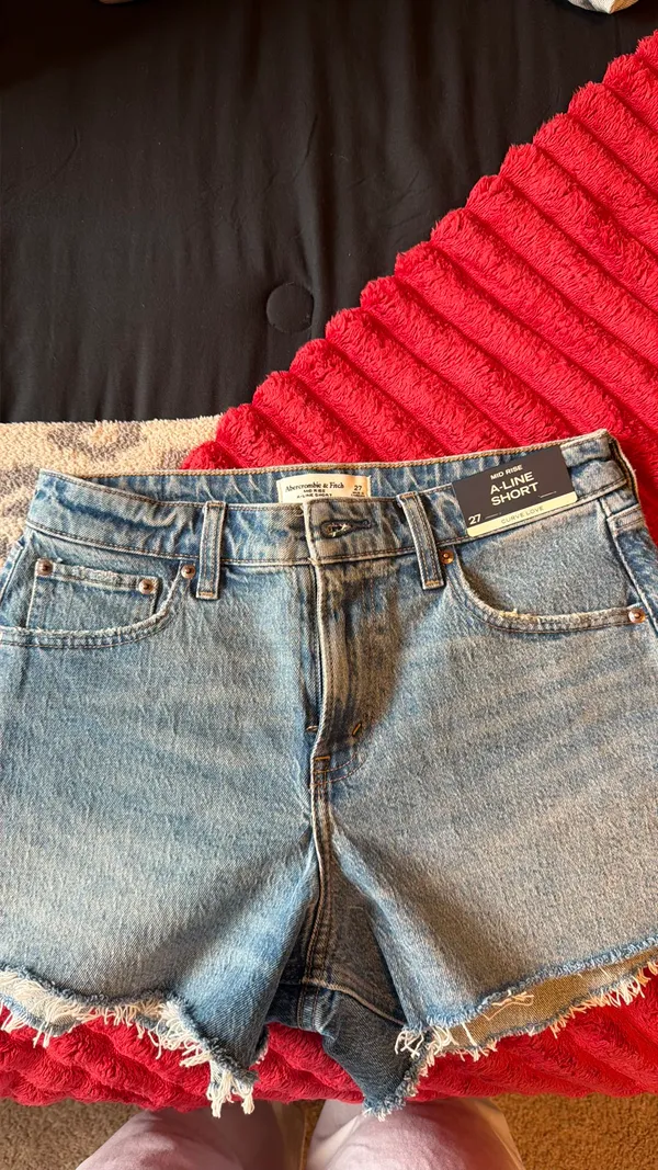 Abercrombie Curve Love Mid-Rise Shorts - Image 2
