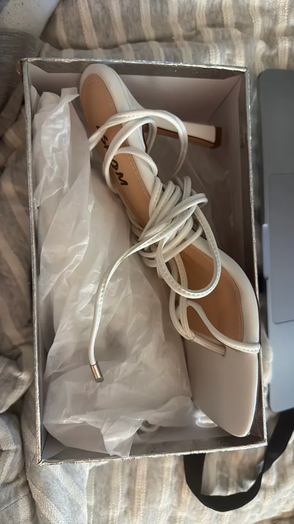 White Lace up heels Amazon ISNOM - Image 6