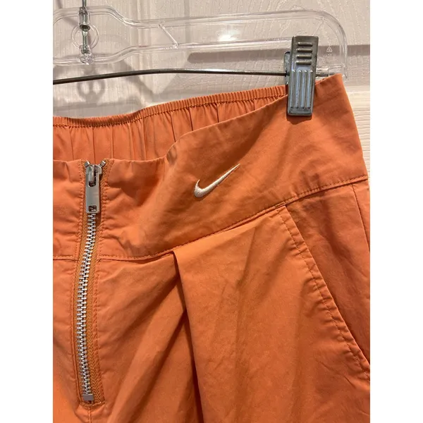 Nike Sportswear Woven High-Rise Trousers Orange WMNS Medium Snap Leg‎ Zip Front - Image 5