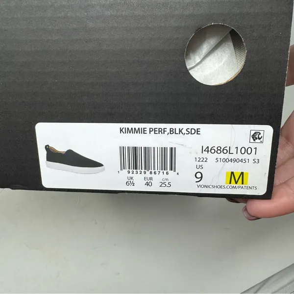 Vionic Kimmie Perf Slip-On Sneakers Size 9 Black - Image 6