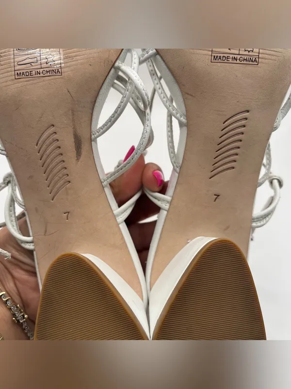 PAIGE Gianna Square Toe Strappy Block Heel Sandals size 7 white leather - Image 11