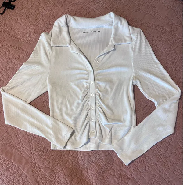 Abercrombie White Button Down Top Small - Image 7