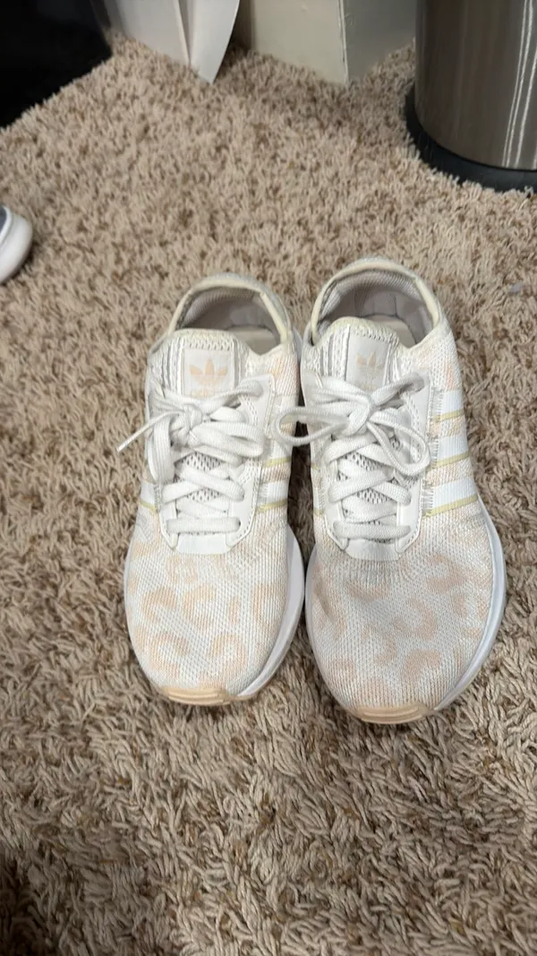 Adidas Shoes women’s  - Image 2