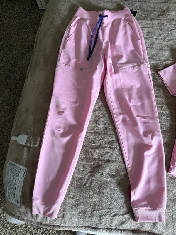 Fabletics High-Rise On-Call Scrub Joggers - Image 4