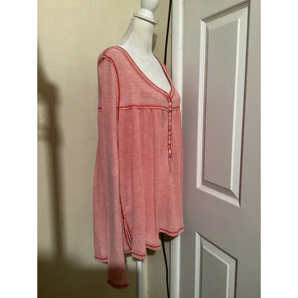 We The Free Free People Pink Waffle Knit Henley Thermal Top Long Sleeve Womens M - Image 2