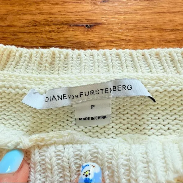 DIANE VON FURSTENBERG Knit Crochet Cream Sweater‎ size Petite - S - Image 5