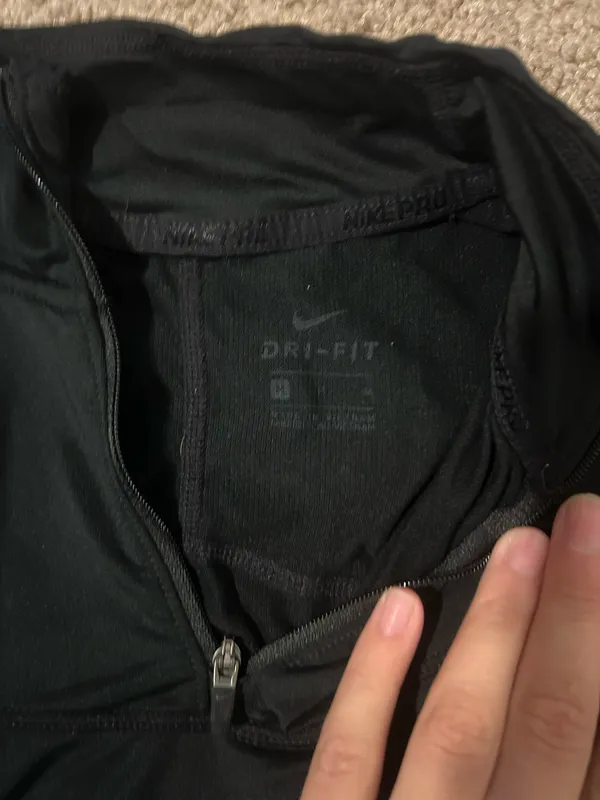 Nike Black dry fit Pullover - Image 3