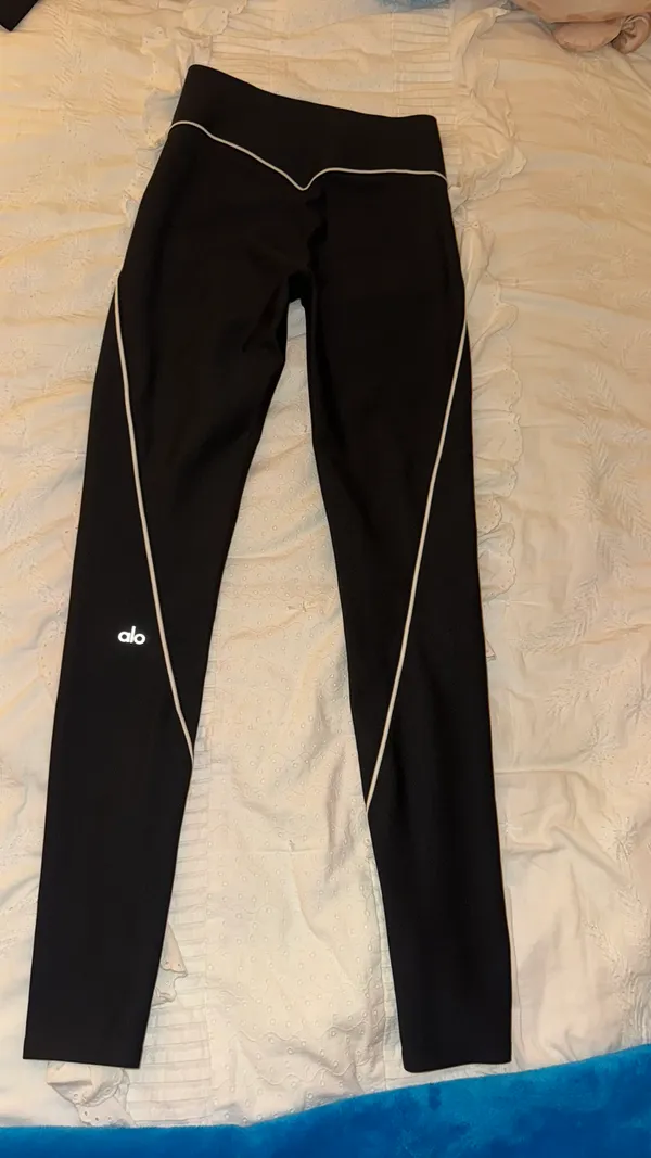 Alo Airlift Yoga High-Waisted Haven Leggings - Image 5