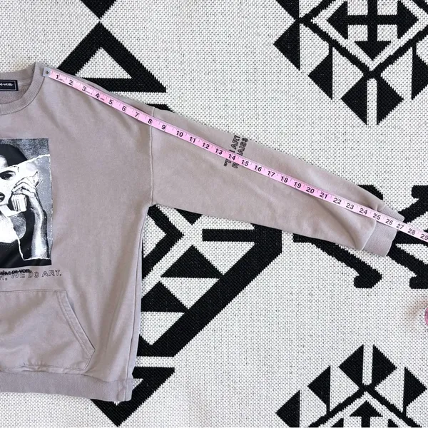 Maniere De Voir ‘Til Death, Do We Art. Crewneck Sweatshirt - Image 5