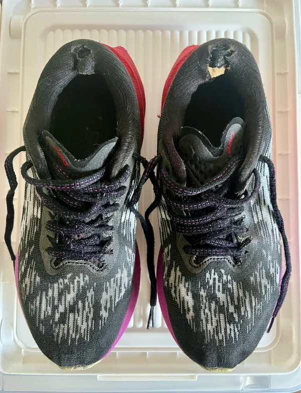 ASICS Novablast 3 Sneakers - Image 7