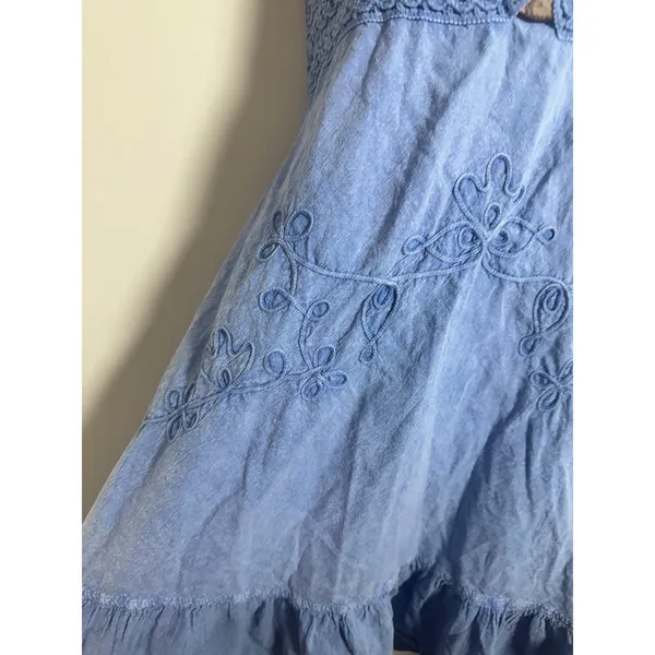 Glocam Blue Cotton Halter Dress Embroidered Crochet Waist Smocked Back Small - Image 3
