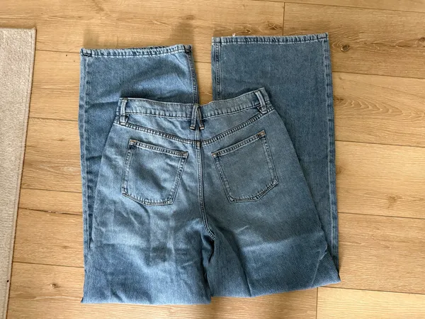 Good American Vintage Wide-Leg Jeans in Westgate Blue - Image 3