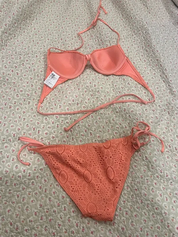 H&M Coral Crochet Tie-Side Bikini Set - Image 2