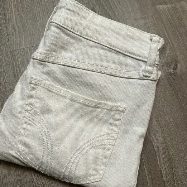 •Hollister• White High Rise Skinny Jeans - Image 8