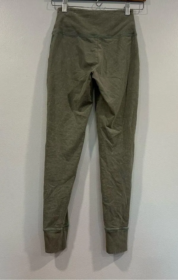 Aerie Green Jogger Pants Size Small - Image 2