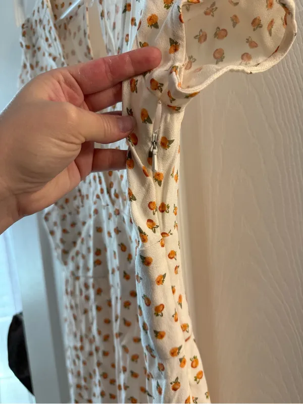 Free People Cream Long Romper with Tiny Orange Floral Print Size 0 - Image 4