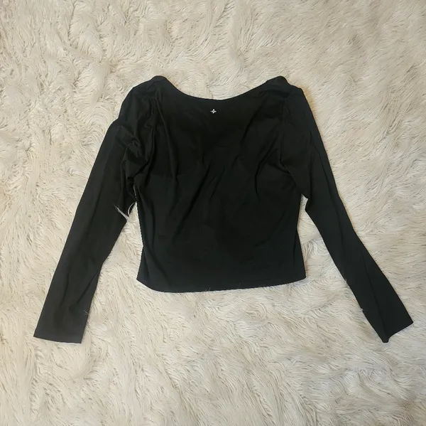 HALARA Black Long Sleeve Wrap-Front Top - Image 4
