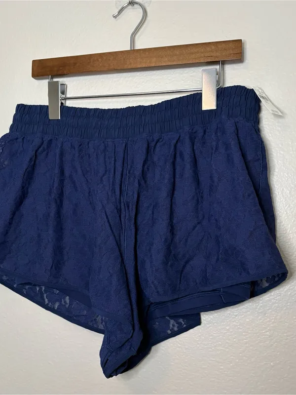 Aerie hot stuff 2” lace shorts large summer blue beach lake vacation athletic - Image 2