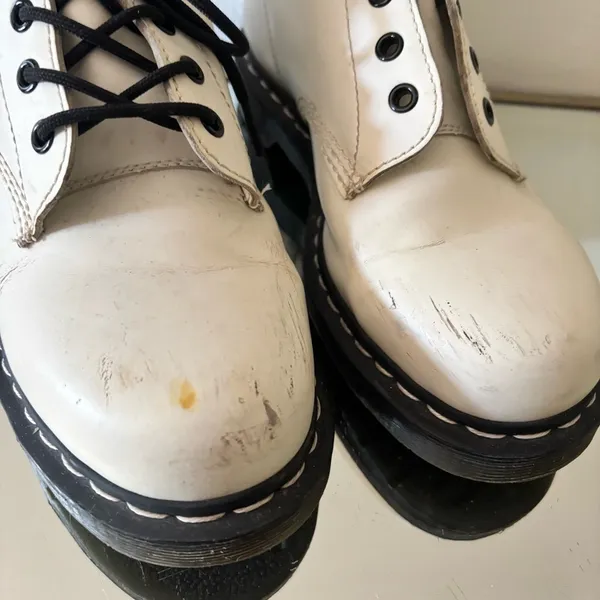 Dr. Martens White Leather Boots Size 8 - Image 5