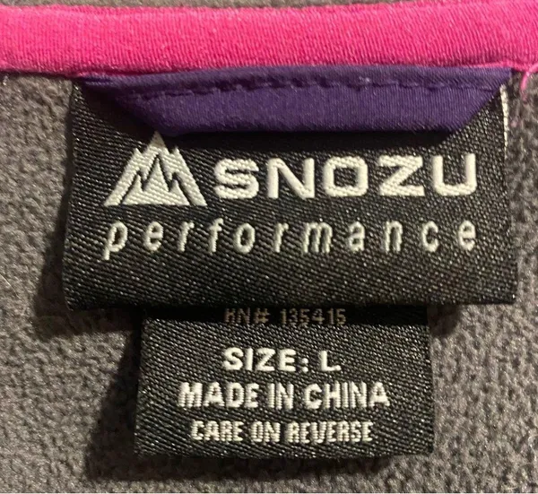 Snozu performance jacket size large - Image 4