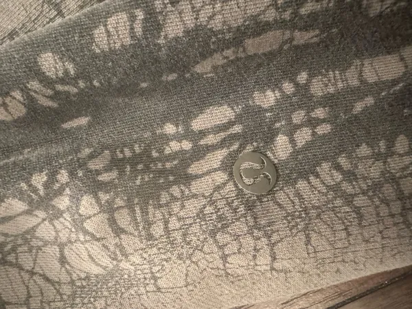 Lululemon Joggers - Image 5