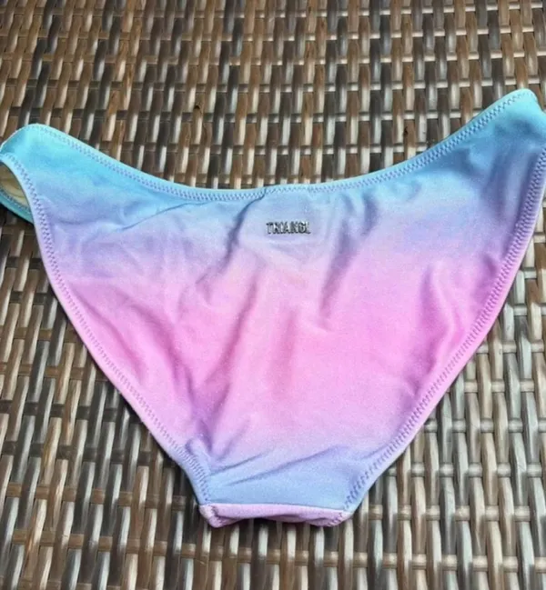 Triangl Bikini bottoms - Image 3