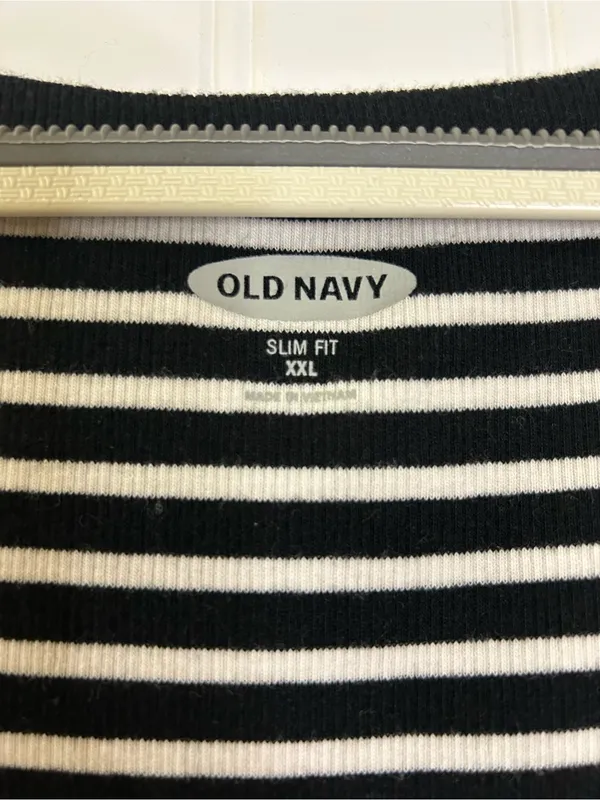 Old Navy Black & White Striped V-Neck Tank Top Size XXL - Image 3