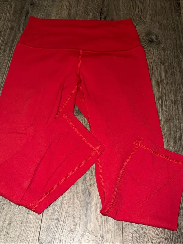 lululemon athletica Bright Red Capri Leggings with Wide Waistband - Image 4