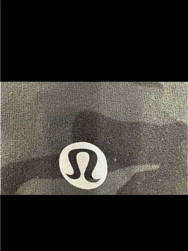 Lululemon High-Waist Camo Leggings - Dark Green/Black - Image 4