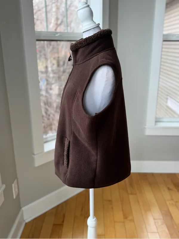 Vintage 90’s NorthCrest Brown Faux Suede Fleece Zip-Up Vest Sz Large - Image 2