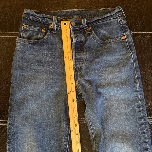 Levi's 501 Women's Straight Jeans Blue Medium Wash Button Fly W25 L28 - Image 4