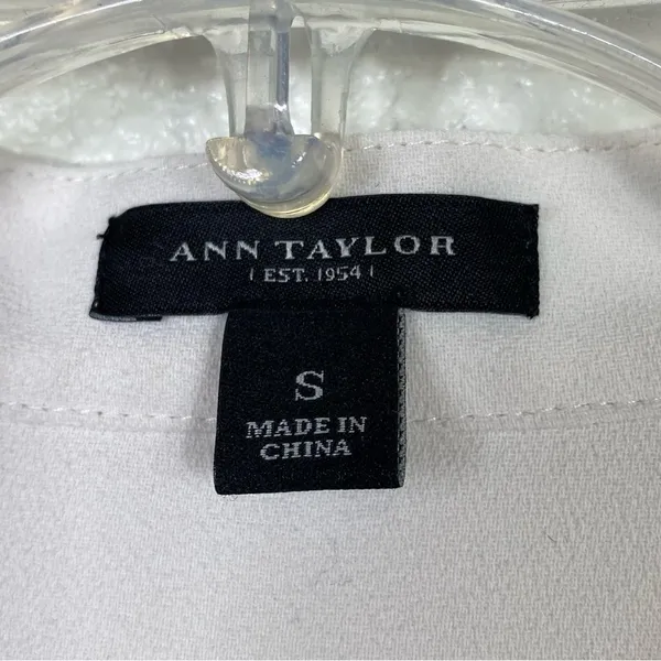 Ann Taylor Offwhite Crepe Oversized Blouse Top - Image 3