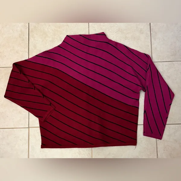 T Tahari Funnel Neck Kimono Sleeve Sweater - Image 3