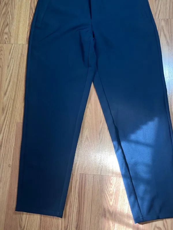 Athleta Black Ankle-Length Slim Cropped Pants - Image 2