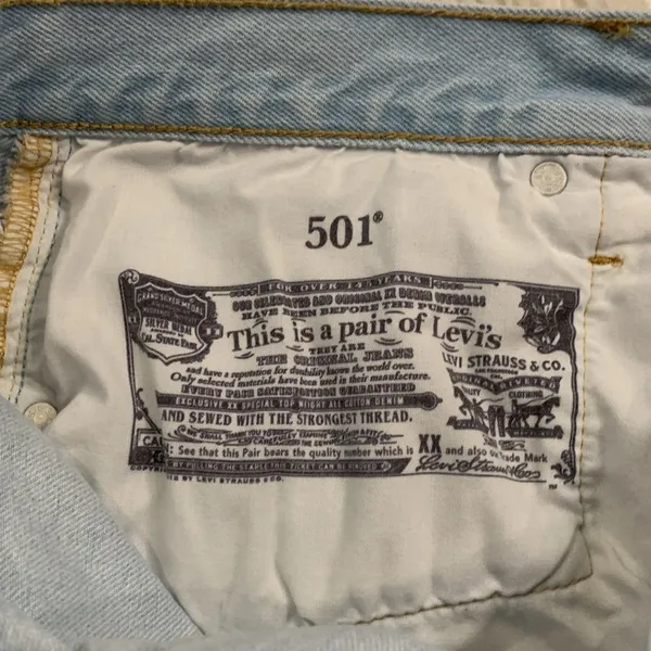 Levi's 501 button fly cotton denim raw hem shorts high rise 32 - Image 10