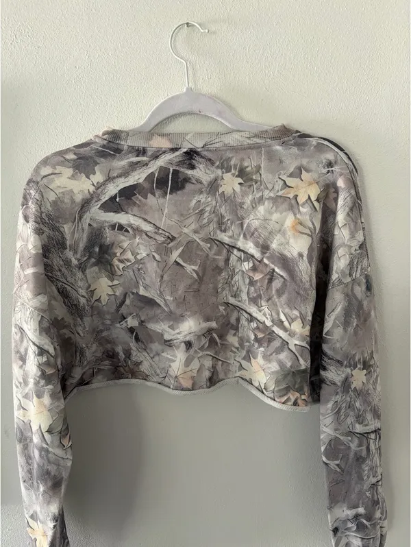 camo crop top  - Image 3