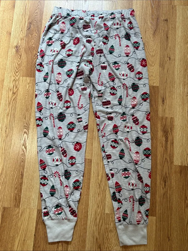 Derek Heart Red "Merry & Bright" Pajama Set with Gray Ornament Pants - Image 8