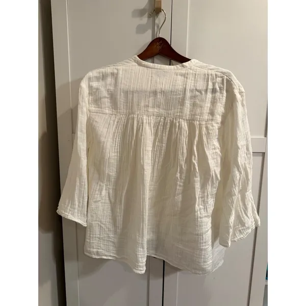 Aritzia Little Moon Sofia White Crinkle Gauze Button Blouse XS Relaxed Boho Top - Image 4