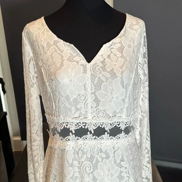 White Floral Lace Mermaid BodyCon Dress Sheer Ruffle Hem Tag XXL (U.S. L) NEW - Image 3