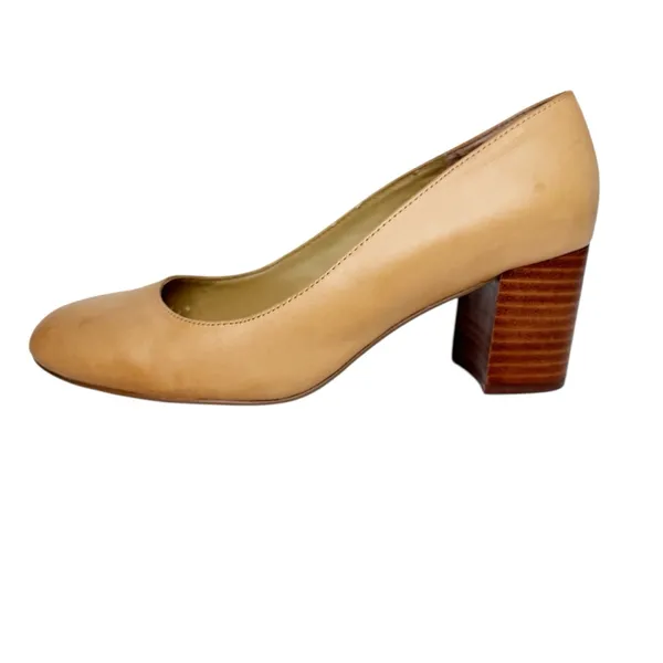 Adrienne Vittadini Stack Block Beige Leather Heels Sz 8.5 - Image 2
