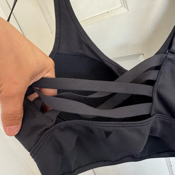 Victoria’s Secret On Pointe dark gray sports bra size large‎ - Image 3