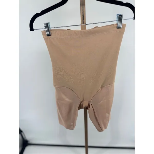 Honeylove Sculptwear Mid Thigh Shapewear Shorts Nude Size M - Image 11