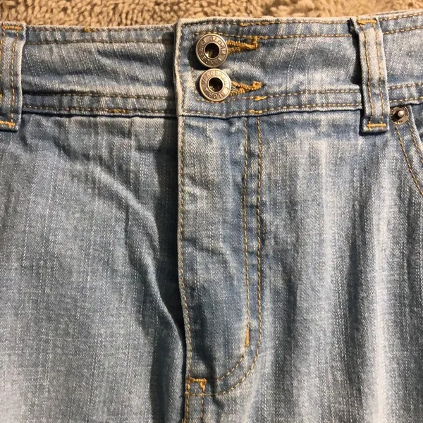 🔹4 for $30 Gloria Vanderbilt Denim Skort, size 8 - Image 2