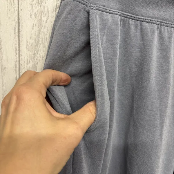 Womens Size M Athleta Wide Leg Light Blue Pants - Image 2