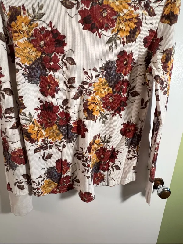 Time and Tru Women’s Size Large 12-14 Thermal Henley Top Long Sleeve White‎ - Image 8