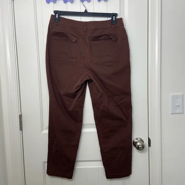 NWOT A New Day women’s chocolate brown‎ stretch khaki deep pocket pants size 10 - Image 4