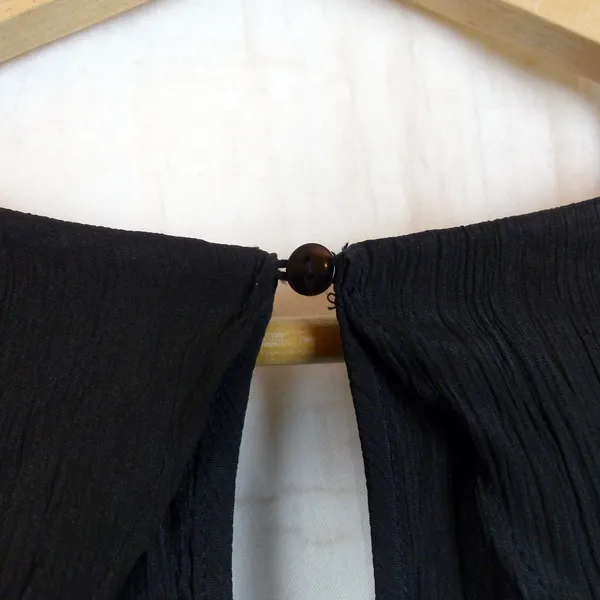 Zara Jumpsuit Womens M Black Sleeveless V-Neck Wrinkled Satin Effect Wide Legs - Image 13