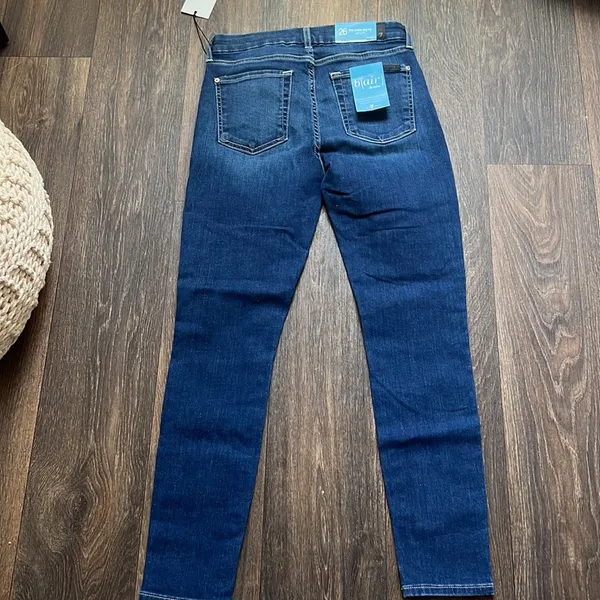 7 for all Mankind The Ankle Skinny Jean - Image 4