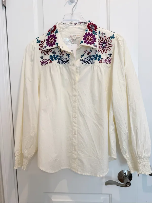 NWT ROLLER RABBIT Veda Embroidered Noemie Button Down Blouse Ivory size‎ Small - Image 3