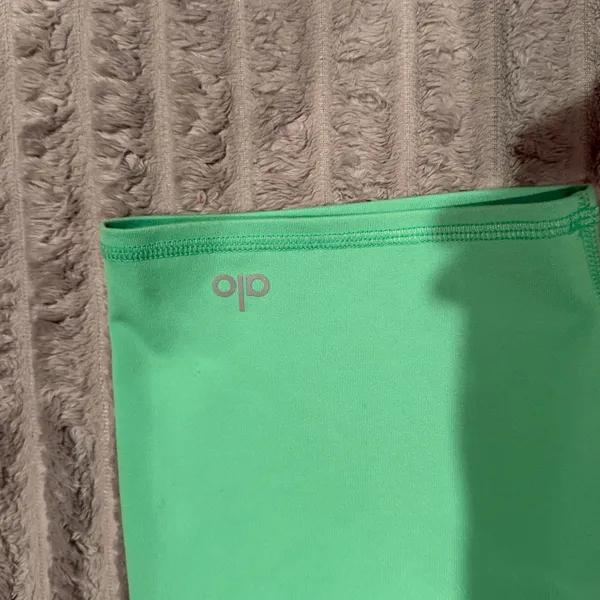 Alo Yoga High Waist Biker Shorts Neon Green XS RN87370 Athletic Activewear - Image 5